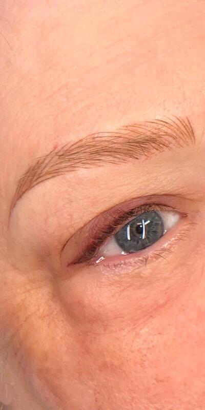 Permanent Eyeliner Before & After Image